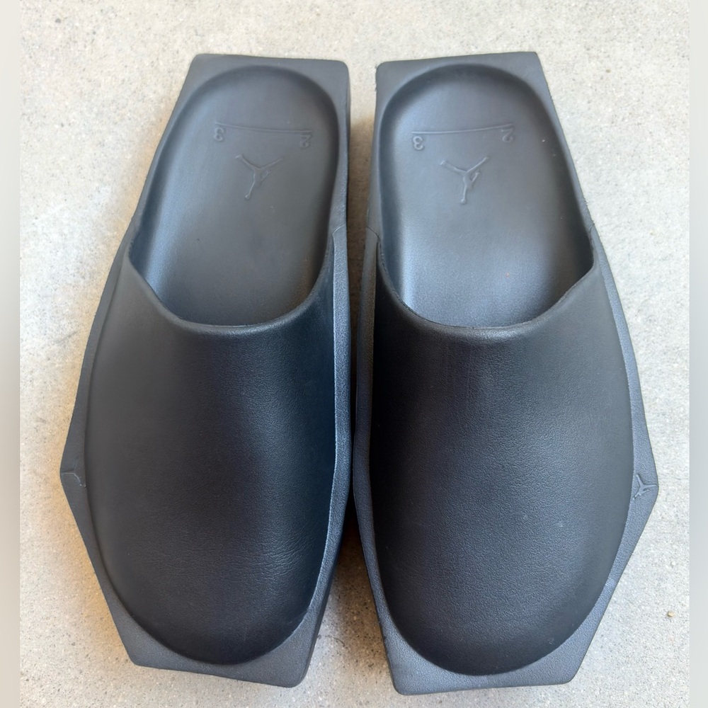 Nike Air Jordan x Billie Eilish Hex Mule Women Size 8 Black Slide Sandals